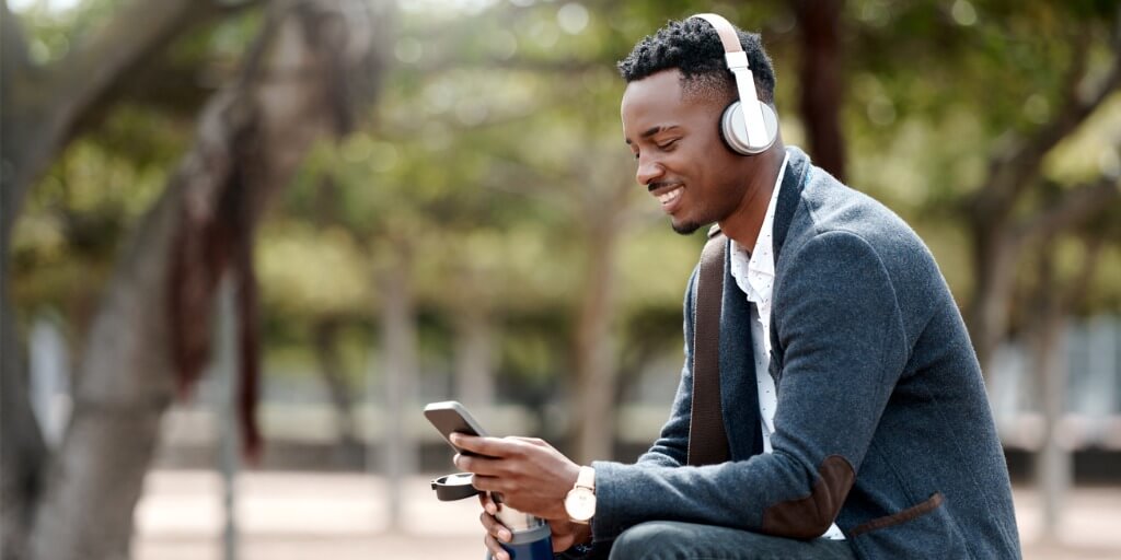 Top 10 Customer Experience Podcasts You Should Listen To